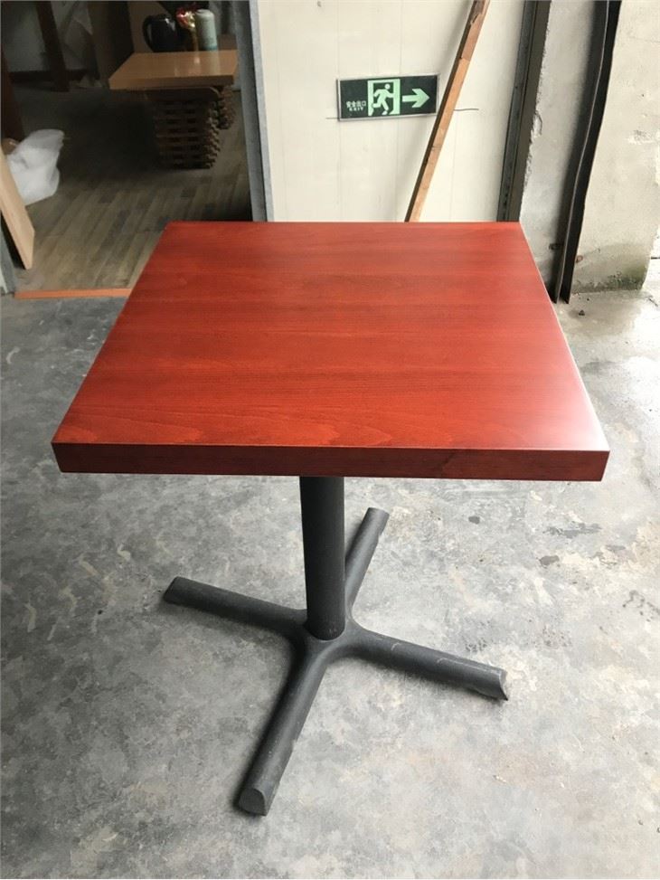 China Beech Wood Leather Dinning Table Factory